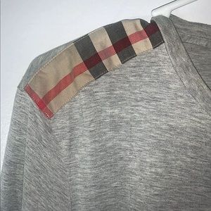 burberry brit long sleeve T-shirt Size Medium